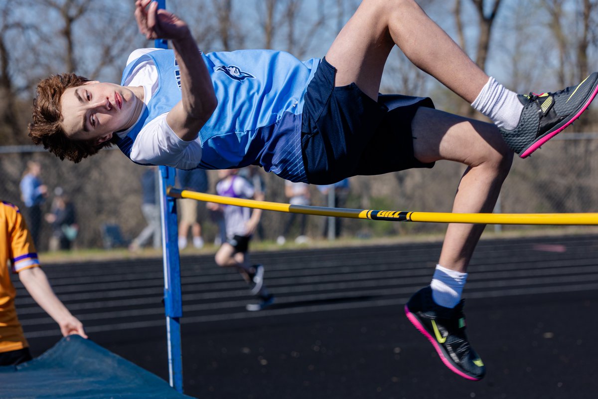 ActionShotsKC's tweet photo. I love capturing these sibling athletes because I feel like one day I might be able to say "I knew them when they were just starting out!" I have to be quick with the shutter because these two are so quick on their feet! https://t.co/C31ucVOdZJ https://t.co/AjJa5JitDW