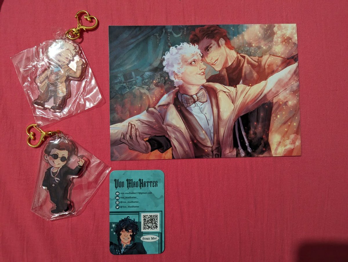 Julia - #savedeadboydetectives (@juliasfanart) on Twitter photo Some stuff I bought at #torinocomics:
Art from <a href="/Asunicha_/">Asu ニチャ 😈🎋😇 ^*^</a> , @DestinyRahl , <a href="/AiraLoveisinthe/">Loveisinthe Aira</a> and @Von_MadHatter respectively. Some stuff I bought at #torinocomics:
Art from <a href="/Asunicha_/">Asu ニチャ 😈🎋😇 ^*^</a> , @DestinyRahl , <a href="/AiraLoveisinthe/">Loveisinthe Aira</a> and @Von_MadHatter respectively.