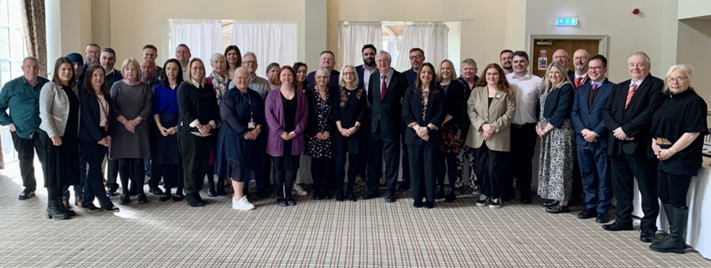 TUCCymru's tweet photo. Diolch @MarkDrakeford am bopeth rydych wedi gwneud dros weithwyr Cymru.

Today our General Council thanked Mark Drakeford for his work on behalf of workers in all sectors across Wales. 

And we celebrated the pioneering social partnership legislation introduced by his government. https://t.co/fsP9gId8x9