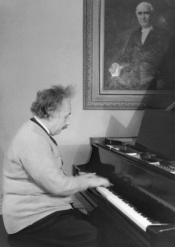 LibrarySheet's tweet photo. "On the piano, play mainly the things that you enjoy, even if your teacher doesn't assign them to you. You learn so much from things you enjoy that you don't even notice that time is passing." Albert Einstein, musical advice to his son Hans Albert
#smlpdf 
https://t.co/KOduF8Q223 https://t.co/i5Y83ndB5x
