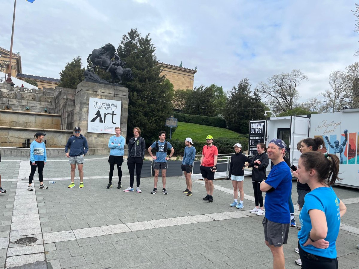 DanqingYin's tweet photo. Shirts and running shoes can go together, as my “20k steps per day” is no kidding. Thanks @AERA_EdResearch @EdChangeSIG for a good conference! https://t.co/gc8iOS5Iu0