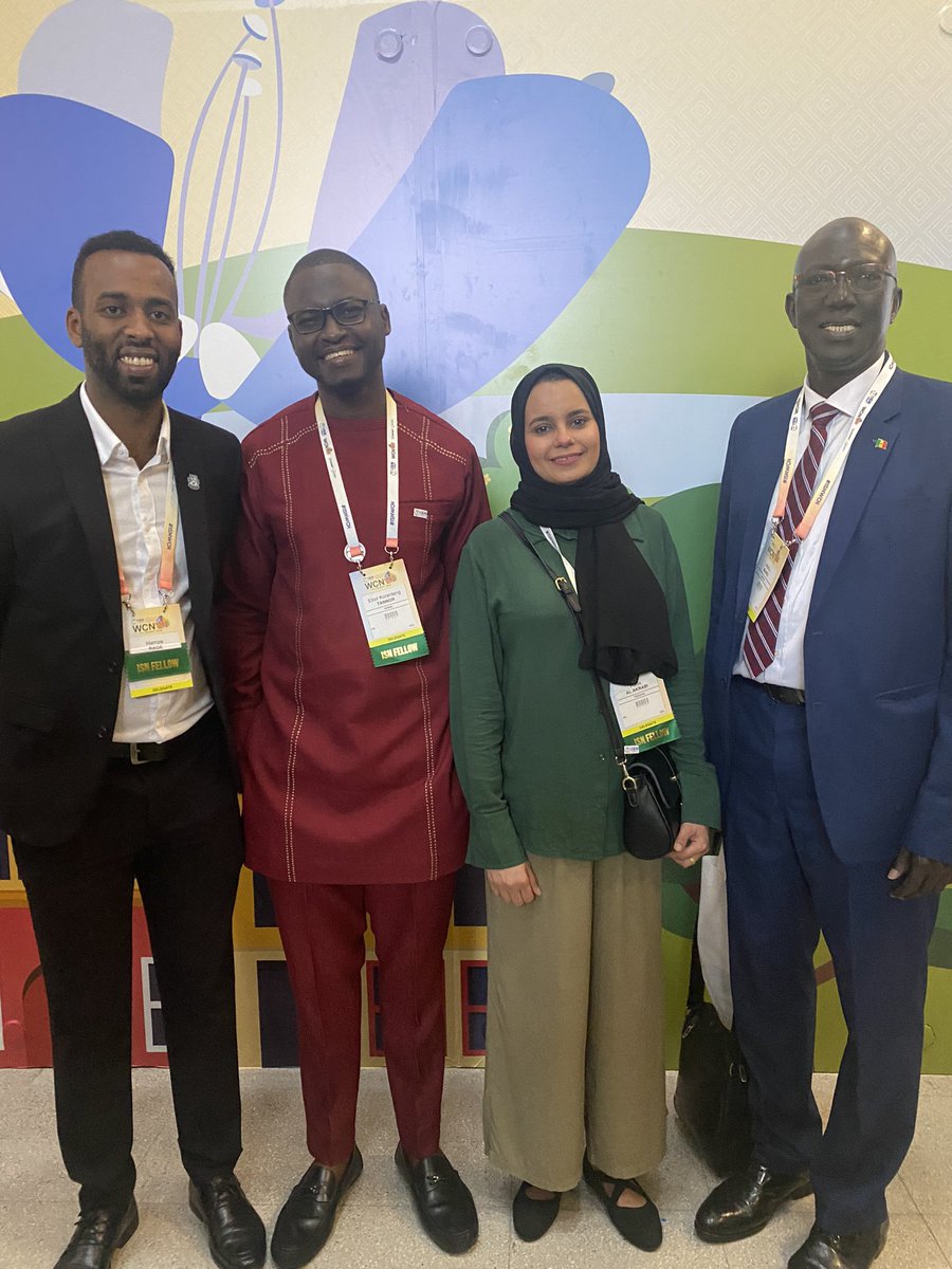 Another exciting day at WCN'24! #isnwcn meeting friends again, familiar faces in @AfricanAFRAN Prof @PrAniang @elliotktannor @HudaAkrabi