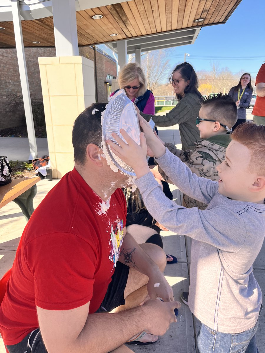 brewsterschools's tweet photo. 🥧PIE IN THE FACE! JFK Kids Heart Challenge raised over $12,000. This morning top fundraisers &amp; teachers pied the JFK PE staff in the face! It was a great way to thank the students &amp; staff &amp; have fun. Thank you to all who participated! #BrewsterPride🐾 https://t.co/ZZtKxCUjUe
