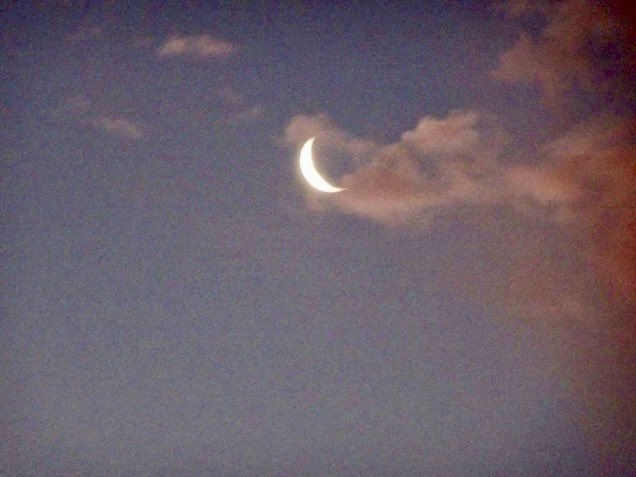 nani195's tweet photo. “Es un espectáculo hermoso y encantador contemplar el cuerpo de la Luna”
#GalileoGalilei
#photography #luna #moon #cielo #nubes #mypho https://t.co/rhtQPw16ZI