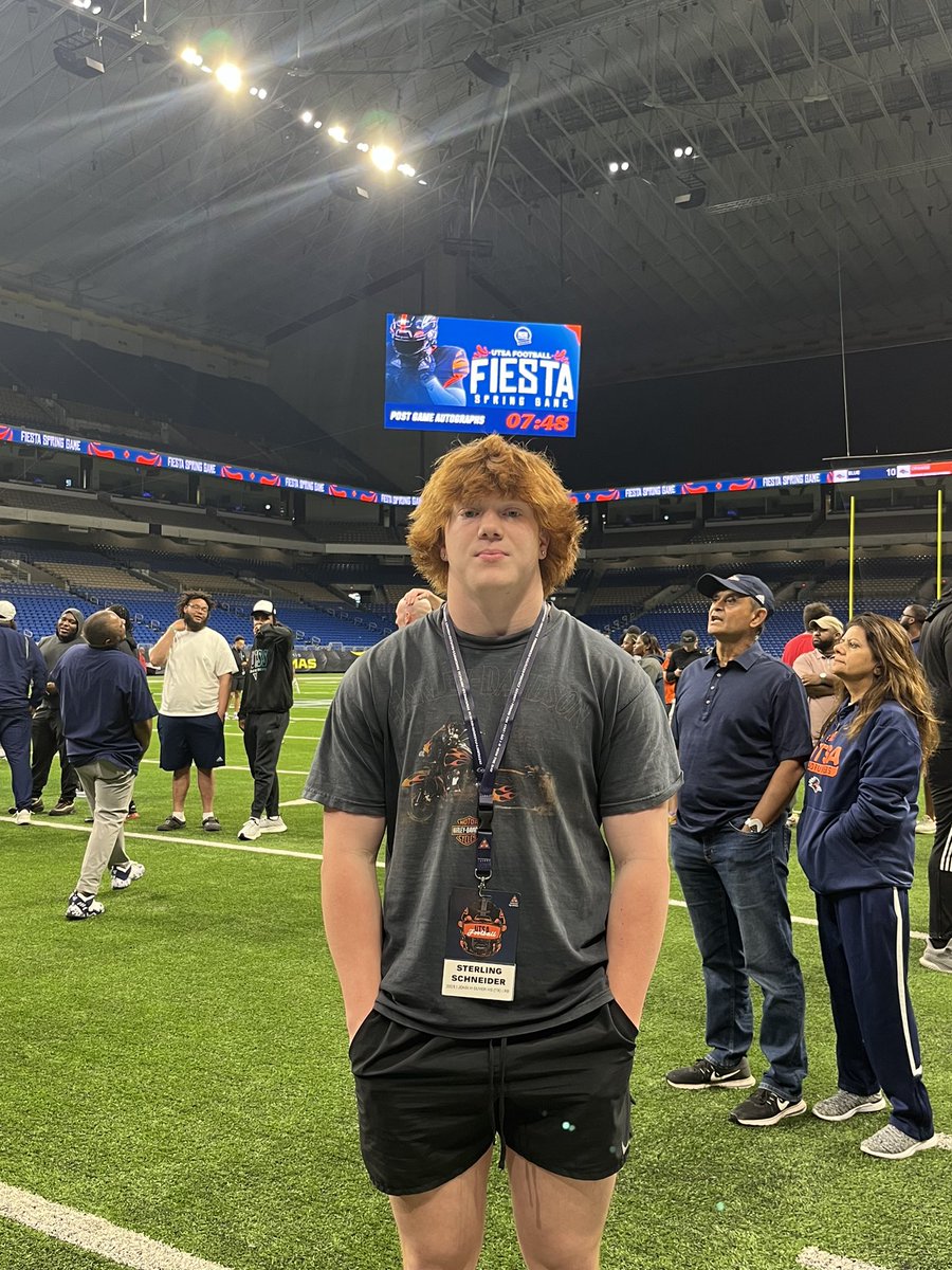 Sterling_Schneider tweet media