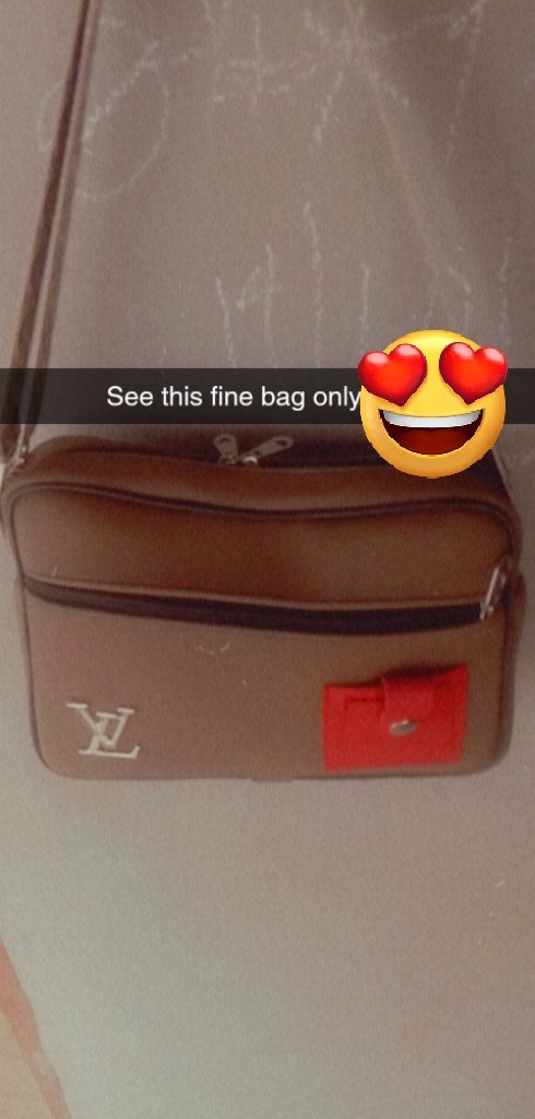 Cross hand bag for the guys 
🛄🛅🛄