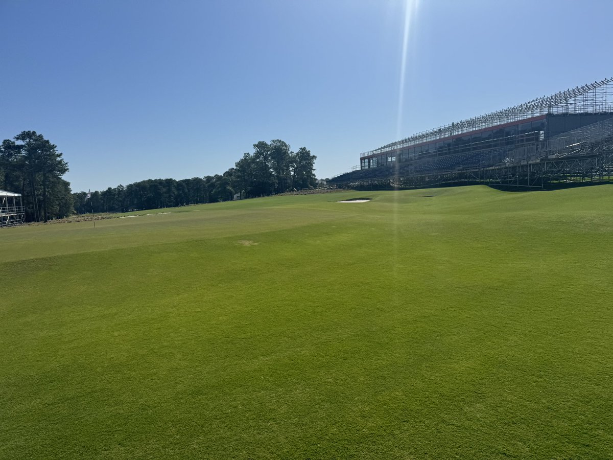 Big day ahead for 5Clubs team @PinehurstResort as we prepare for @usopengolf with @petermillar @JayBilas @emmmacarpenter @gregolsen88 @Garywilliams1Up