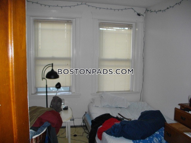 Allston/brighton Border 4 Bed 1 Bath BOSTON Boston - $3,400: Excited to start your next chapter? Live in our cool 4-bedroom apartments in Allston! They're bright and ready to welcome your… dlvr.it/T5XHgH #brightonapartments #brightonrentals #apartmentsforrentinbrighton