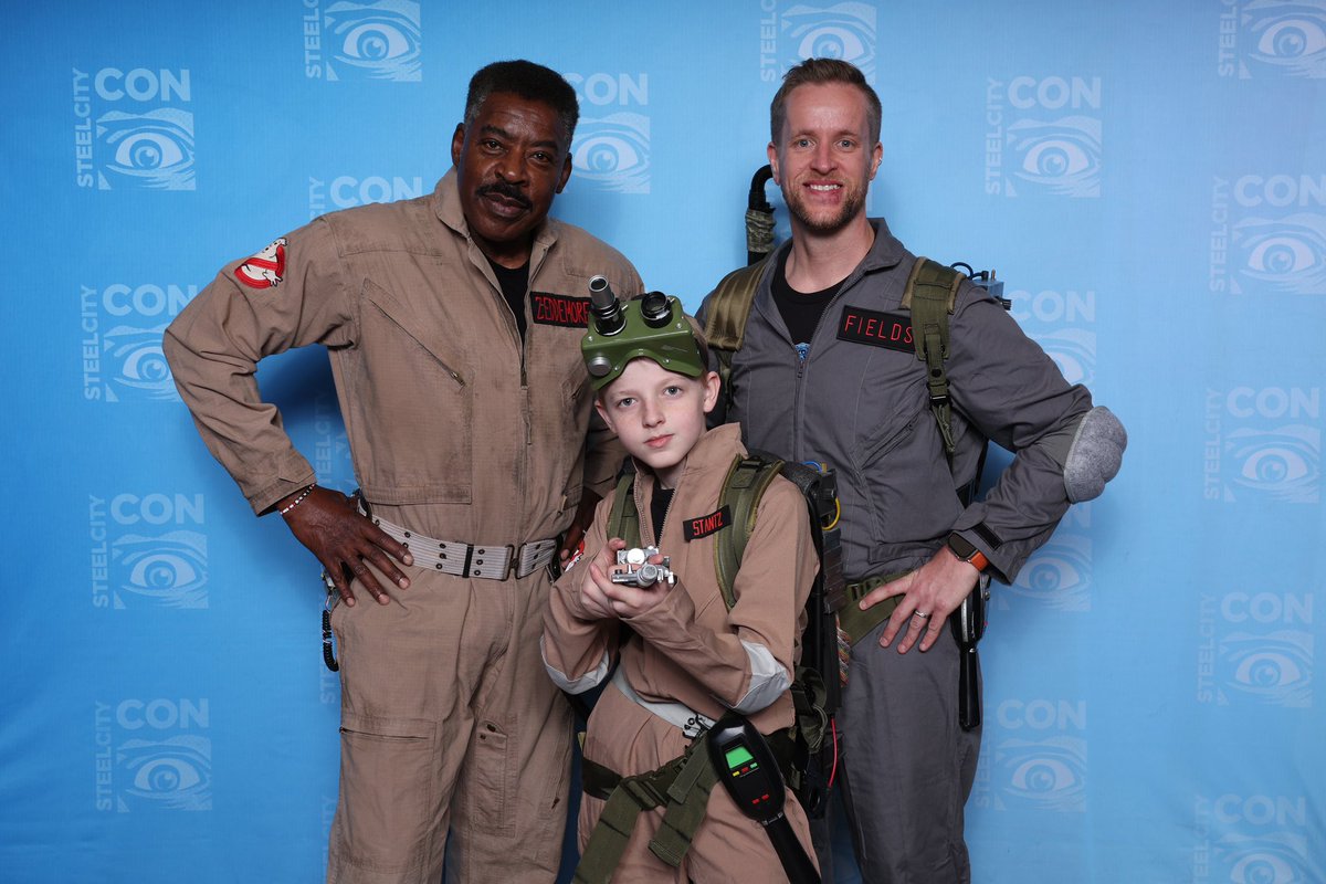 brettfields85's tweet photo. @Ernie_Hudson thanks for being so graceful as always. My son had a blast yesterday and he will always remember the time he got to meet one of his heroes. I’m also glad he got to experience meeting you like I did 13 years ago. Yesterday’s picture attached and the 2011 one as well. https://t.co/OIxaMblZog