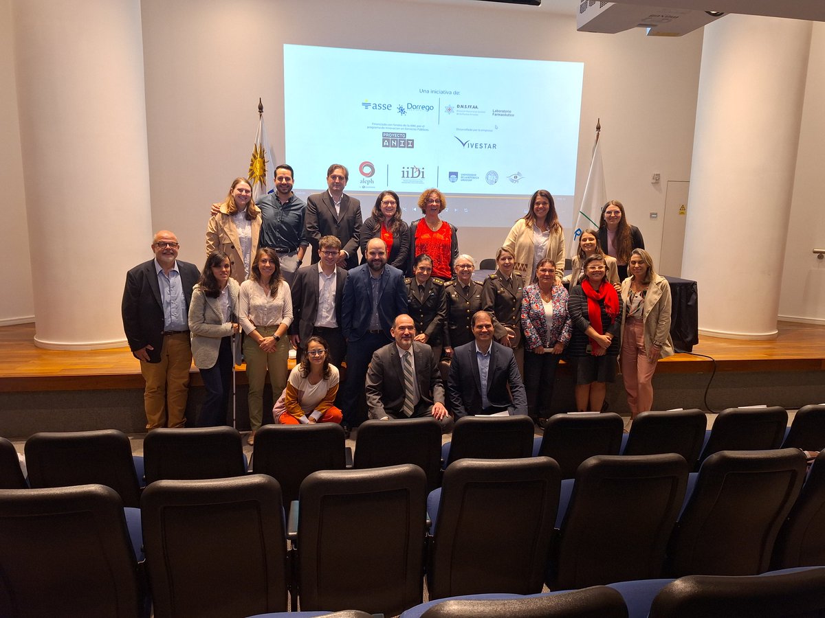 ANIIuy's tweet photo. @SaVivestar @fmedoficial @Udelaruy @iiDienred @QuanamCorp Nuestro presidente @fcaiafa destacó el trabajo conjunto, que permitió generar una solución de alto impacto, e invita a las empresas públicas a acercarce a ANII para generar desafíos y buscar nuevas soluciones. https://t.co/VSk9Mu5GtK