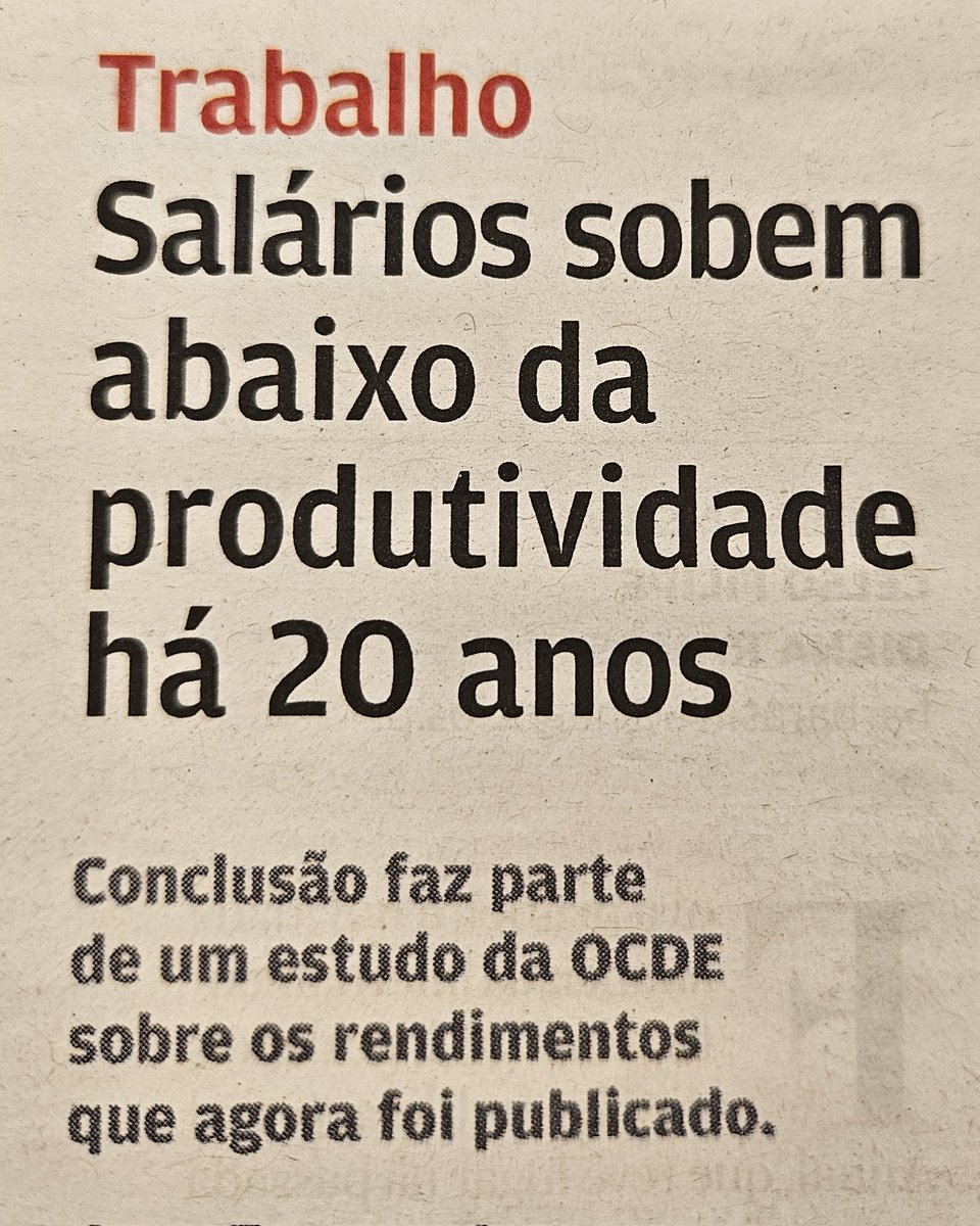 Em 🇵🇹 a produtividade é alta, a jornada longa, mas o salário é curto. O governo das direitas quer agravar este fosso. Um erro. Precisamos de políticas públicas que promovam o aumento dos salários e de reduzir o horário laboral, 35h e semana de 4 dias. Esse é o caminho do futuro.