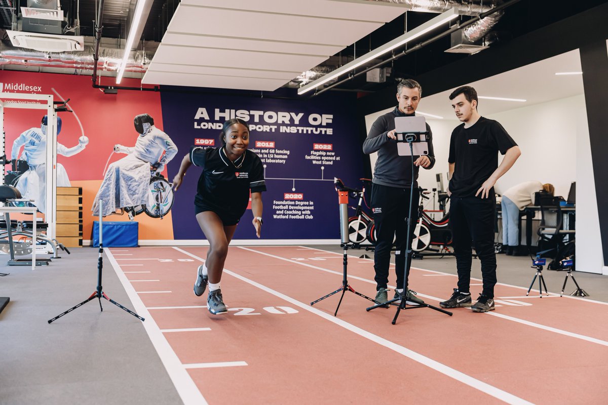 Great to host students from @Leyton6thForm studying #sports, the day included testing agility, speed 🏃aerobic endurance, 🚲power and strength. Thank you to @MDX_LSI for creating engaging workshops to support the #students.