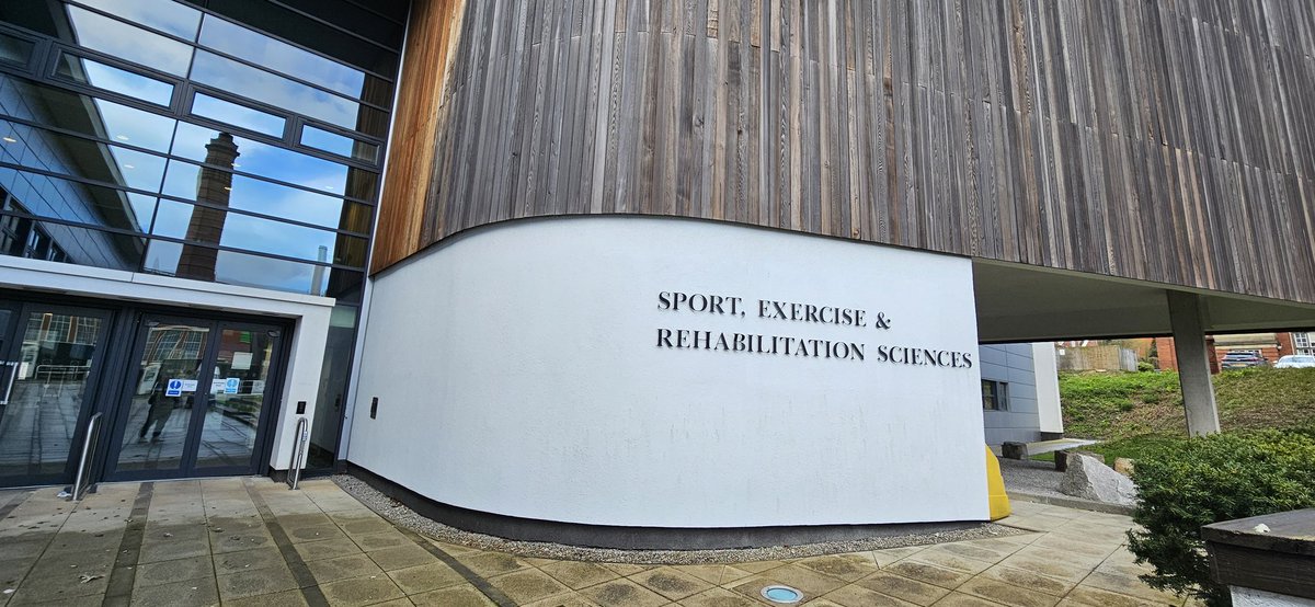 Excited and nervous to be back on the @UBSportExR University of Birmingham Campus where my training began to deliver a lecture to #Physiotherapy students on Parkinson's and Exercise @UoBPhysioSoc @bendotellis #parkinsons #exerciseismedicine