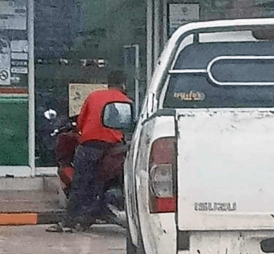 nocontextmemes's tweet image. GET OUT OF MY HEAD