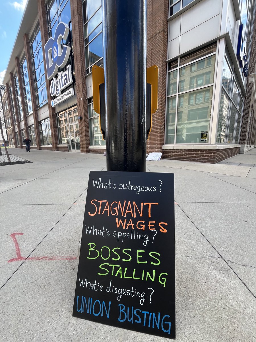 tyee23's tweet image. What’s outrageous one of my colleagues who has worked here over 20 years doesn’t remember the last time he got a raise.  THAT is NOT ACCEPTABLE