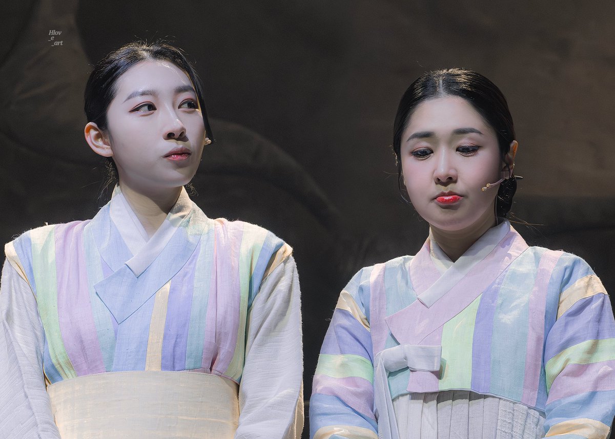 Hlov_e_art's tweet photo. 240414밤 여기, 피화당 무대인사 최수진 장보람 곽나윤 https://t.co/cfnRG6wTXy