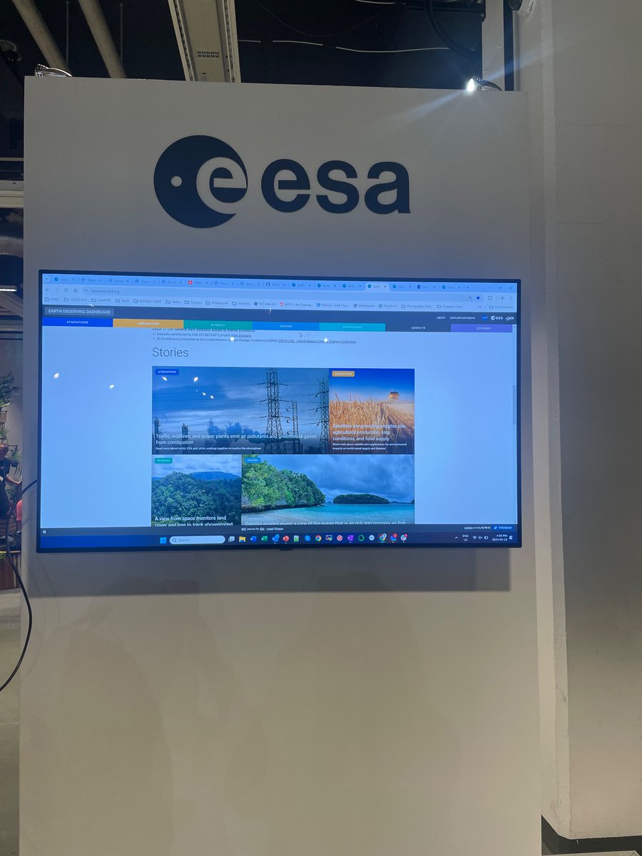 ancapopescu7's tweet image. 👉The @NASAEarth  @ESA_EO @JAXA_en EO DASHBOARD 🌎#eodash takes stage at #EGU24! 
Visit us at the booth #ESAatEGU 
#openscience #opendata #opensource