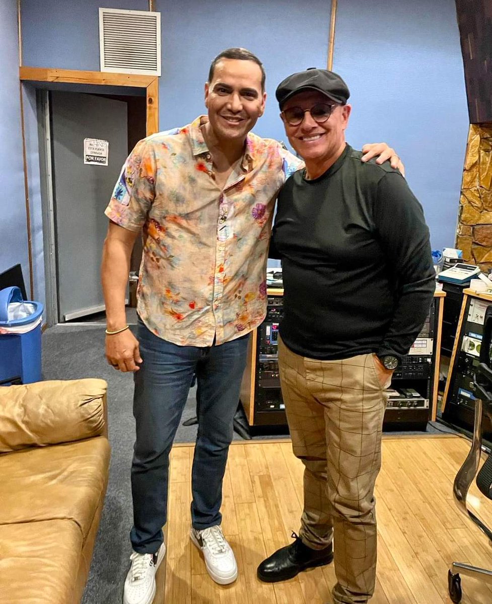 FANSPECADOPVM's tweet image. #Post #JhonnyRivera
Retromantico  “Casi perfecta”  disponible ya en todas las plataformas digitales #90sretro @VictorManuelle Johnny Rivera