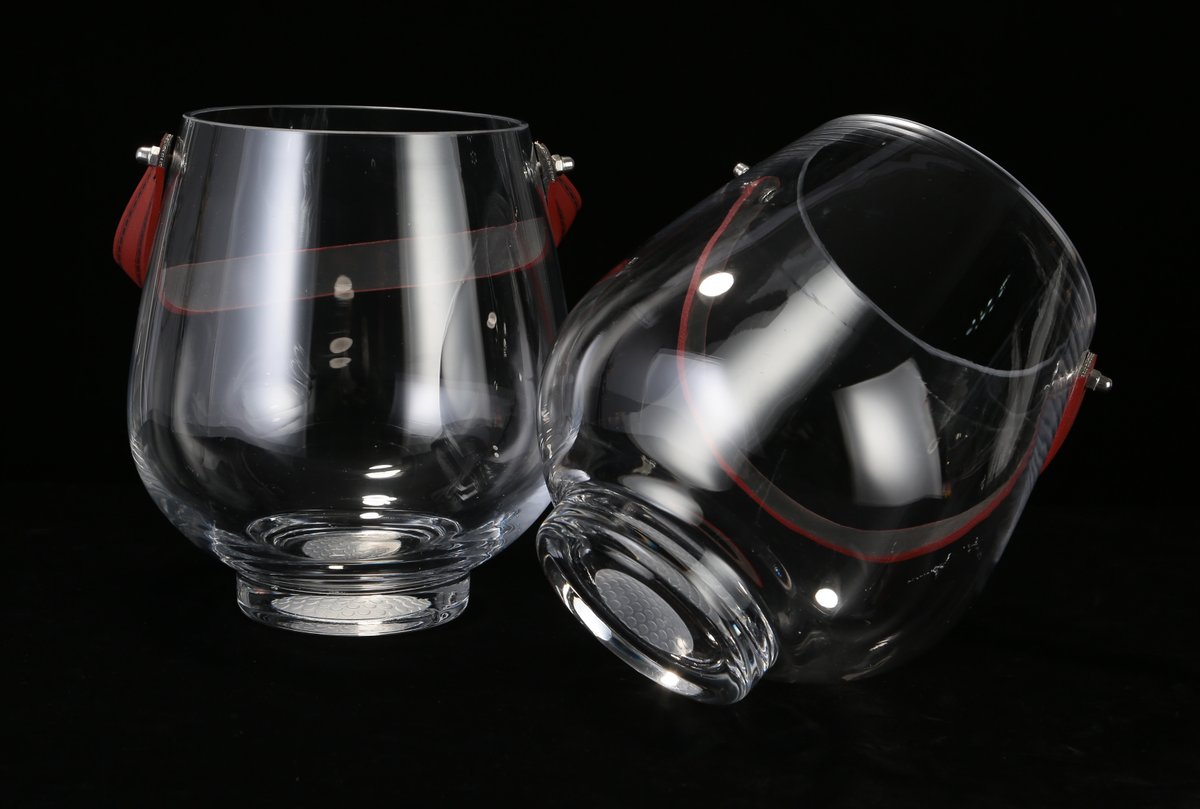 awardstrophyusa's tweet photo. Crystal Ice Bucket with Handle @awardstrophyusa the best crystal awards manufacturer and supplier in USA.

#bucket #winebucket #champagnebucket #gift #gifts #crystalgifts #promotionalgifts #winecooler #icebucket #corporategiftideas #CorporateGifts #promotionalproducts https://t.co/DPkzOmCyUx