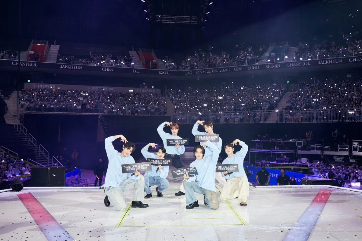 knockknock0408's tweet photo. CHANYEOL ins : ONE https://t.co/LPLI7vY764