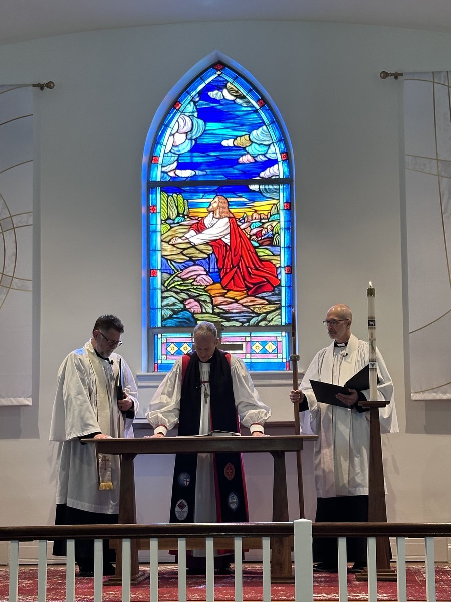 Yesterday Bishop Julian oversaw the consecration of the new building and confirmation service at Redeemer, Annapolis, MD. Additionally, Redeemer received a special visit from Rev. Philip and Naomi de Grey-Warter from Anchor Church, Fowey, England.