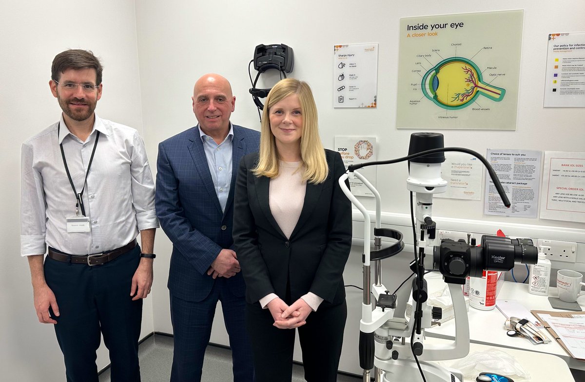 Very interesting to visit @NewmedicaEyes at Aztec West here in Filton & Bradley Stoke today. Owned by Specsavers Eye Care Services, the team provides mostly NHS patients (~90%) with specialist & state of the art care. Thanks to Julian, Johannes & the team for showing me around.