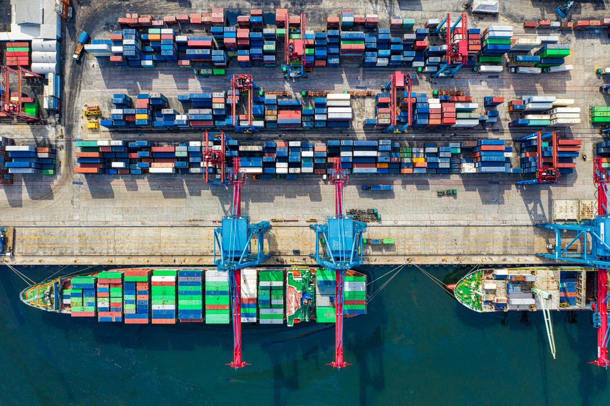 EverBluePart's tweet photo. Explore EverBlue Partners' Director of Consumer Industries, Julien Fontaine's latest blog, delving into the transformative impact of generative AI on supply chain dynamics. 
https://t.co/Puvqo6EWRo https://t.co/dAPSGDx60x