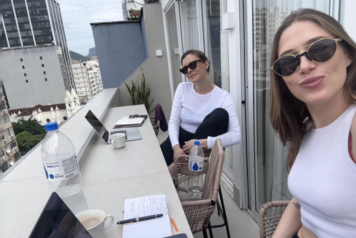 GM from Rio w/ <a href="/orangescty/">orange society</a>. Going to see the <a href="/PoweredbyIBEX/">IBEX</a> team rock <a href="/WebSummitRio/">Web Summit Rio</a> over the next days. Stay tuuuuned. ⚡️🧡