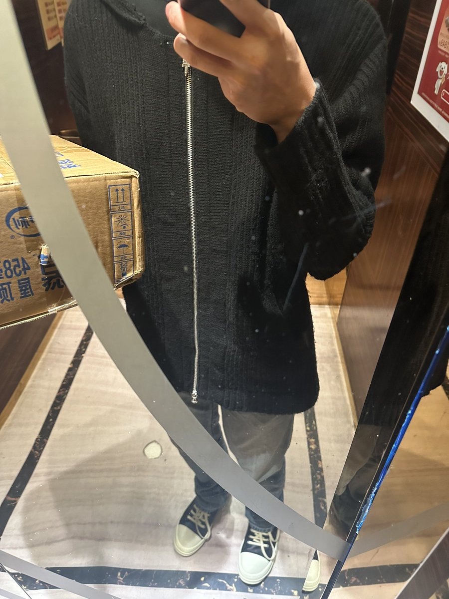 Shuk021027's tweet photo. 最近过得怎样 https://t.co/FxAhtfkBIp