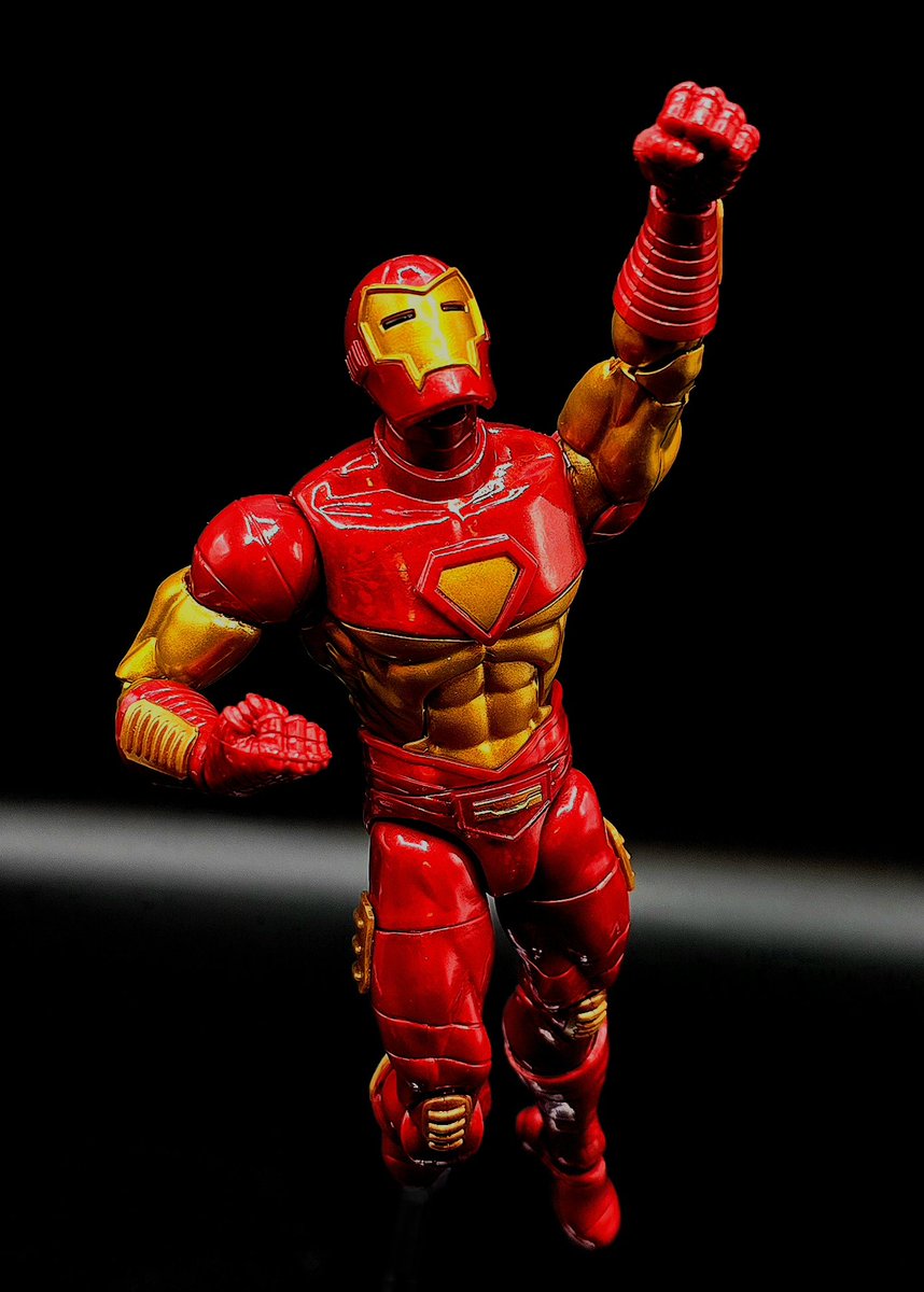 FlexionDynamo's tweet photo. #Hasbro #marvellegends #marvel #IronMan #ModularIronMan #Model13 #TonyStark #MK13 #superheroes #Avengers #actionfigures #toyphotography #actionfigurephotography #comics https://t.co/4ZjsO9aWqN