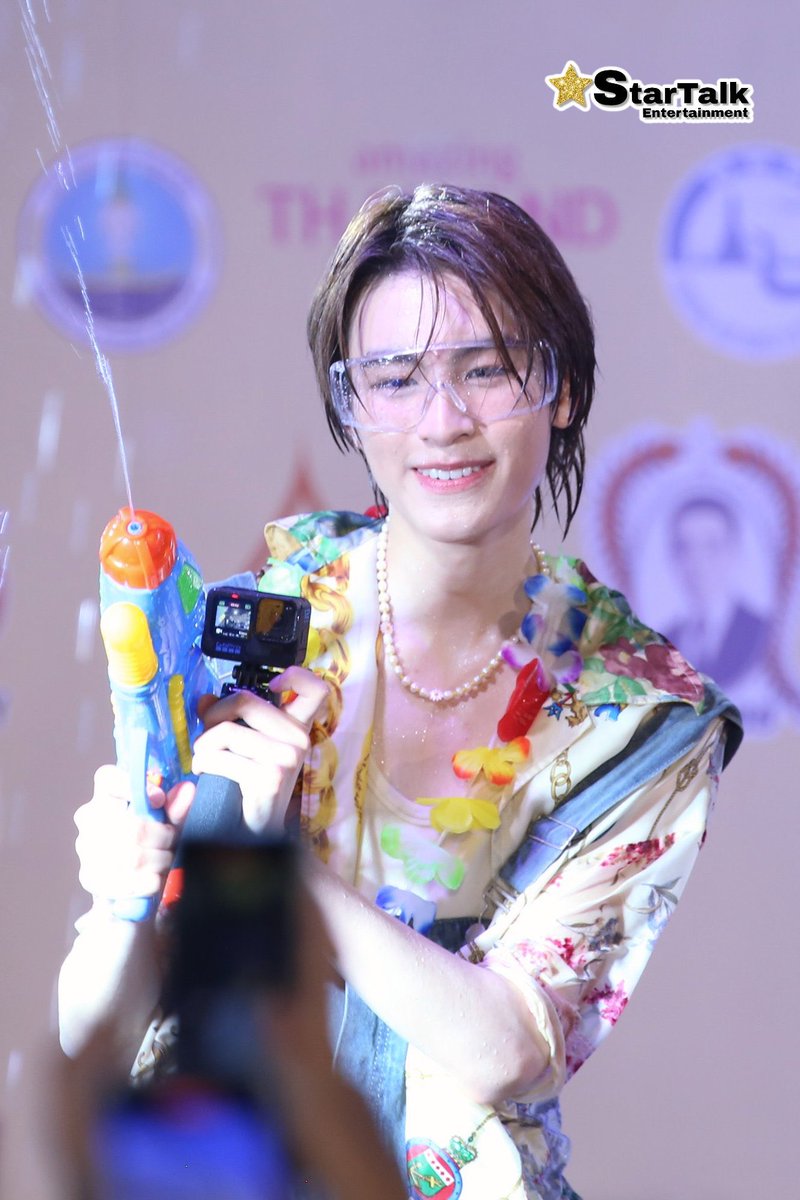 Jia 🎧 tweet media