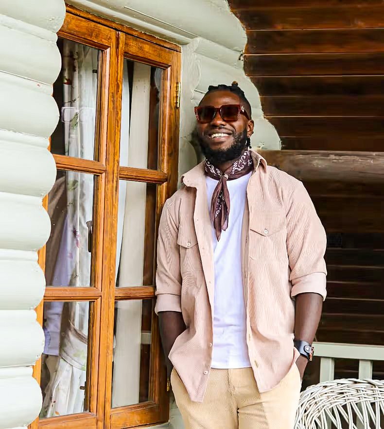 StarTimesKenya's tweet image. Mambo yamebadilikaaaa! 

Kenyan musician #NviiritheStoryteller has announced departure from #SolGeneration, marking a significant transition in his career.

Wale tunapenda 'Pombe Sigara' tuelekeee @PPPTV_ke ch 430 for some of his good jams. Shall we?

#StarTimesKenya