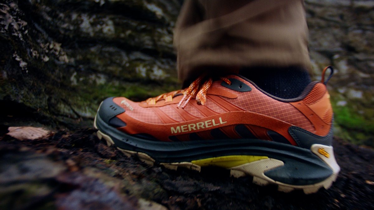 Las Moab Speed 2 son la última innovación en calzado de senderismo de Merrell. Ligeras, con gran tracción y estabilidad en cualquier terreno. sportvicious.com/2024/04/merrel…