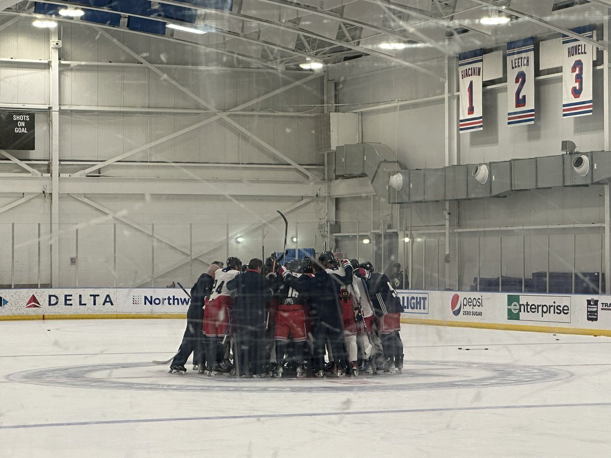 MollieeWalkerr's tweet photo. Last one of the #NYR regular season https://t.co/XXGjQQ6JBG