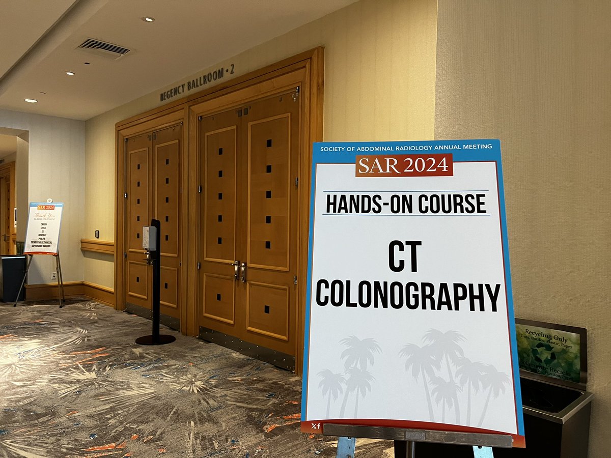 Getting ready for the #CTColonography Hands On Workshop @SocietyAbdRad teaching pearls to attendees about time-efficient reads. Come join us! #SAR24 #SAR2024 @kchang and Drs. Matthew Barish and Courtney Moreno.