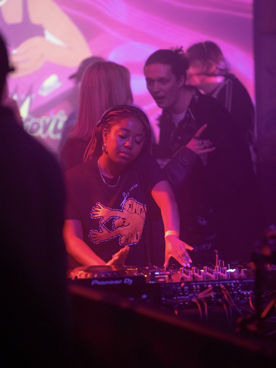 Some pics from our #MainRoom livestream with #SHEwillprovide at @soupmanchester this weekend. Belting night with some amazing, emerging DJs.🎧🔥 #Manchester #NorthernQuarter #Nightlife #Club #Livestream 📸 Andrew Aitch