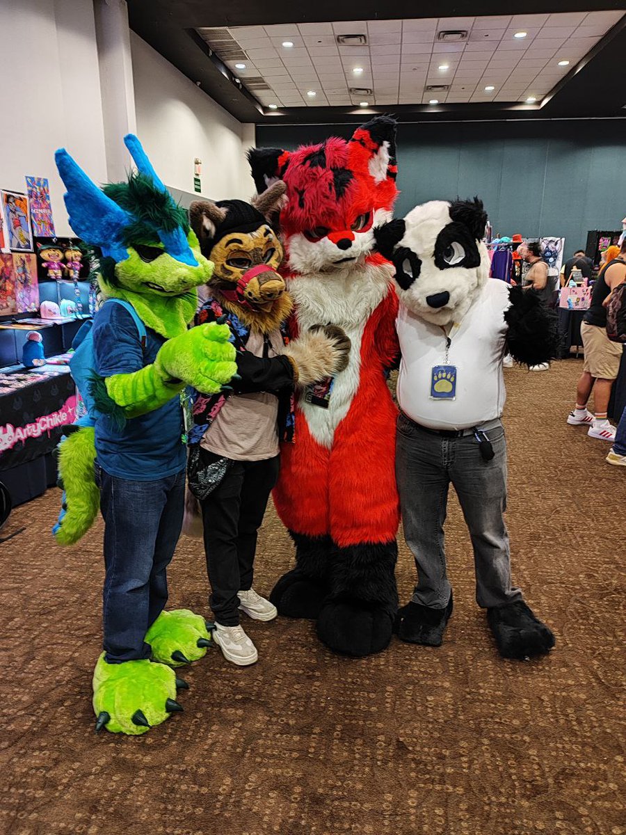 koori_panda's tweet image. Some pics on MercadOwO Vol 3
Featuring the amazing @Yoshpper  :3