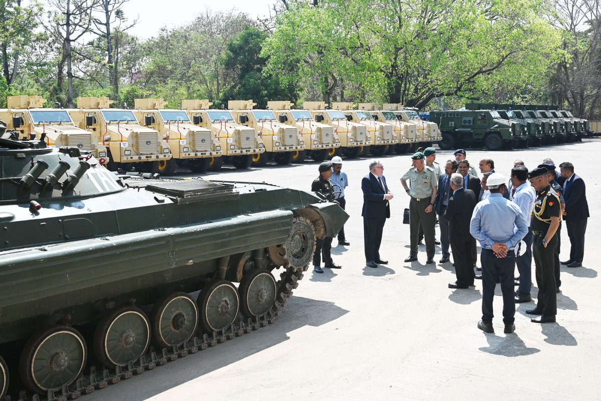 This BMP-II has mobility upgraded by TASL with a 360-Hp engine and Allison HSU