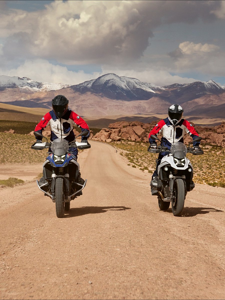 Discover breathtaking destinations on two wheels with our #RentARide fleet around the world! Wherever you go, our bikes ensure unparalleled performance and thrills on every ride. 🤩

👉 fuelforlife.bmw-motorrad.com/en/rental.html…

#MakeLifeARide #R1300GS #SpiritOfGS #FuelForLife  #BMWMotorrad