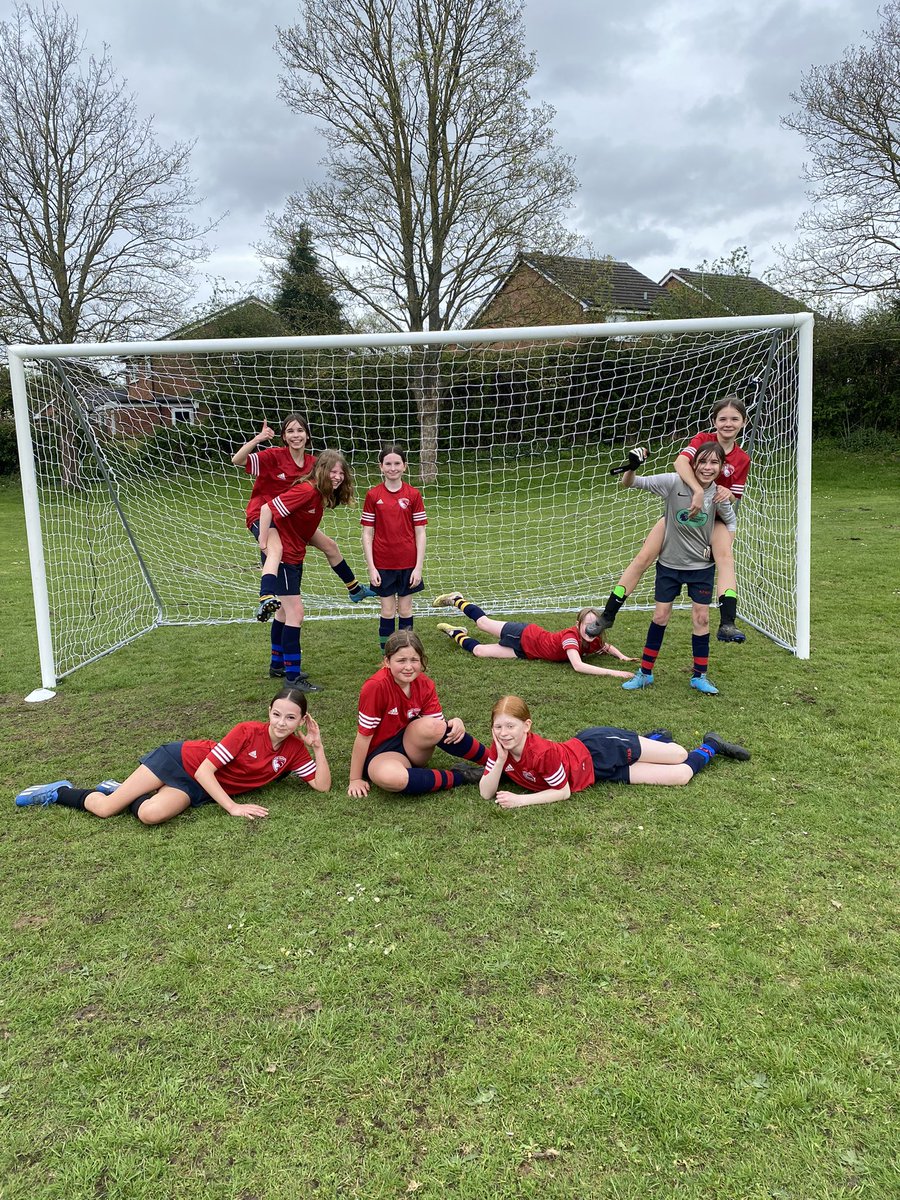 We then travelled to Westacre on Thursday with both our Y6 and Y7 teams coming away with a win. What was more impressive was some of the footy they played and the goals that were scored! Well done girls ⚽️