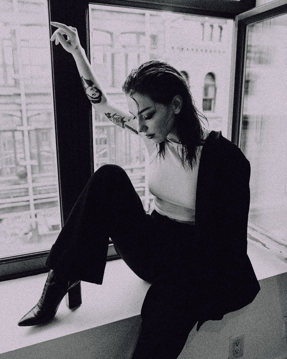 levismors's tweet image. — Trouble