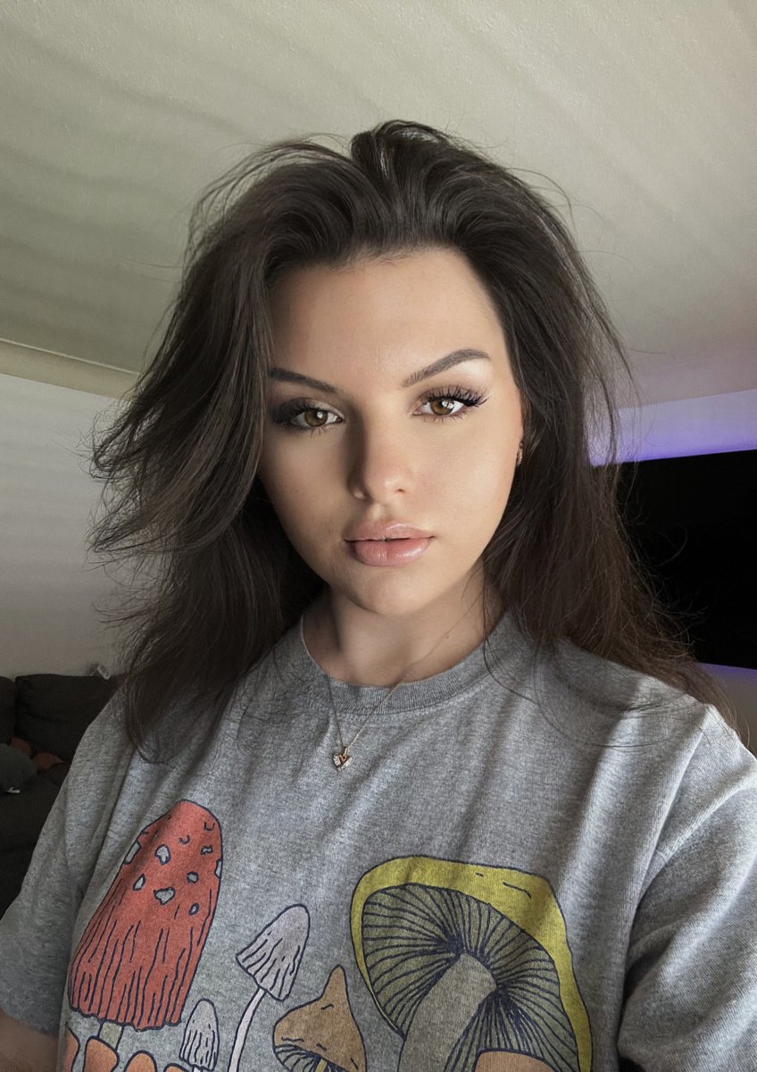 𝚟𝚒𝚋𝚒𝚗 🧡🍄🌤️💋