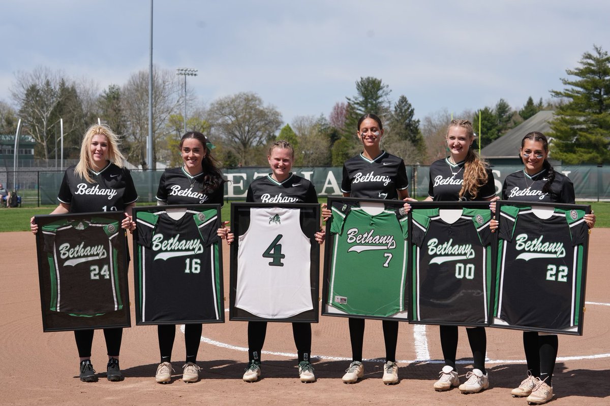 BethanyWV_SB's tweet photo. It was a wonderful day celebrating our seniors yesterday. We are so thankful for everything they have done for this program over the years and how they have led this team. Excited to see what more this group can do! https://t.co/9Yu4J1jMhX