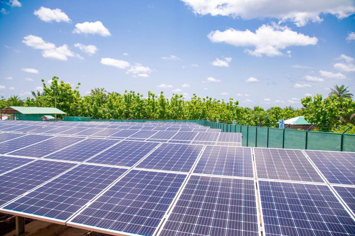 Last Friday, we inaugurated the Dohouè MySolGrid in #Benin, providing #SustainableEnergy to over 1,500 residents &amp; businesses. This initiative demonstrates our commitment to sustainable development and its long-term impact. Read more: rb.gy/rcwn5h
#MySolGrid