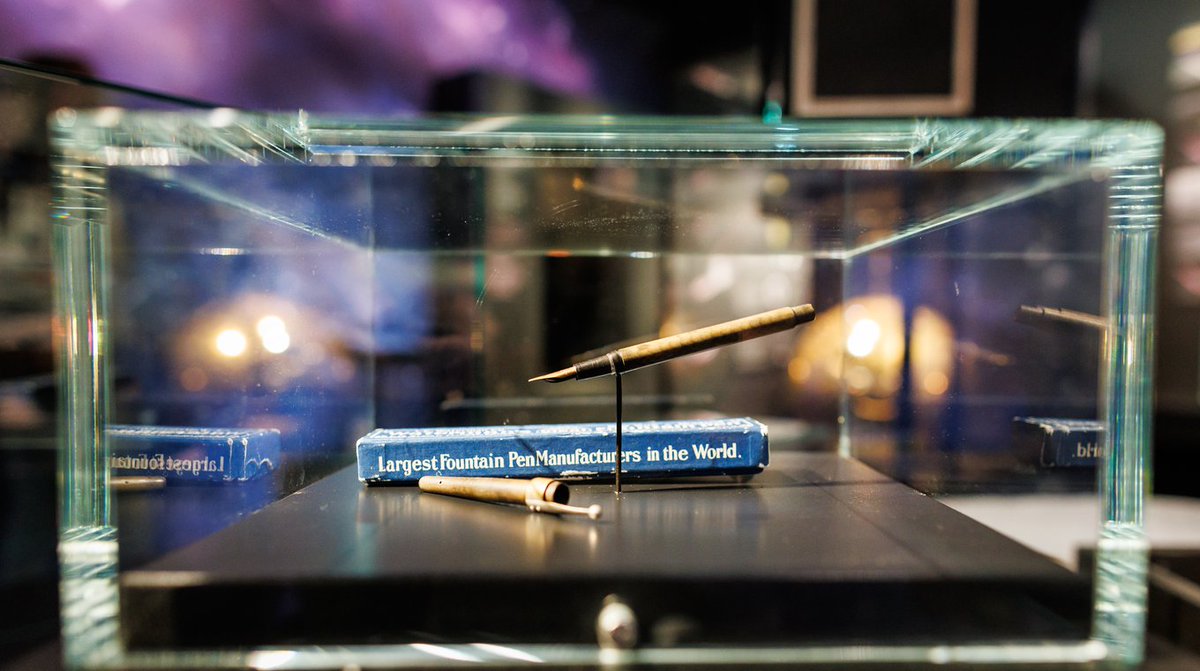 In de nieuwe tentoonstelling van @MuseumBoerhaave kun je alles ontdekken over #ZwarteGaten. Er is ook aandacht voor de #EinsteinTelescope én je kunt de vulpen van Albert Einstein bewonderen.✒ Meer:
rijksmuseumboerhaave.nl/te-zien-te-doe…