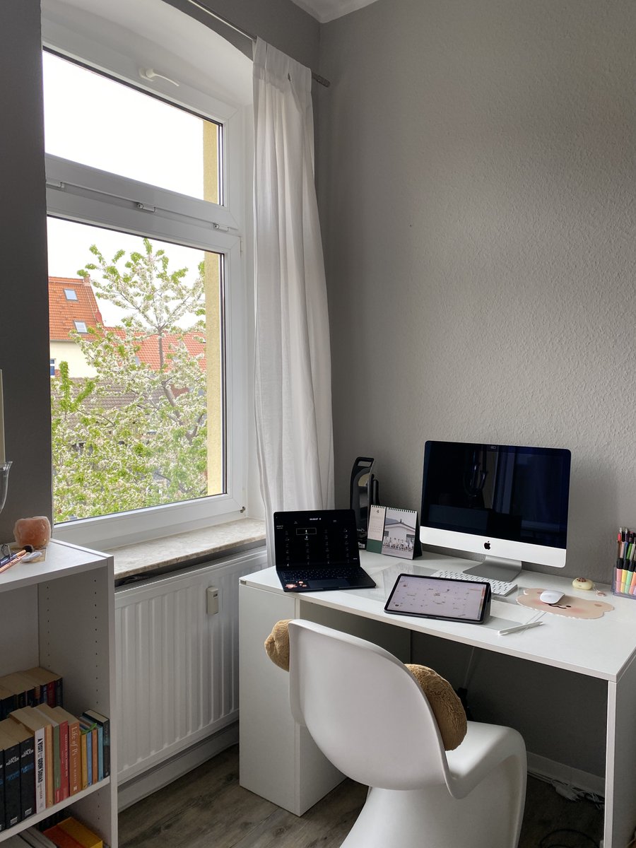 — 15.04.2024 

I worked from home today, since my lecture was asynchronous 👩🏻‍💻

My morning was spent doing organisational matters (emails, calls, filling out forms…), so I only got to do my assignments in the afternoon 😵‍💫📝

#studylog #studyspo #studytwt #공부인증