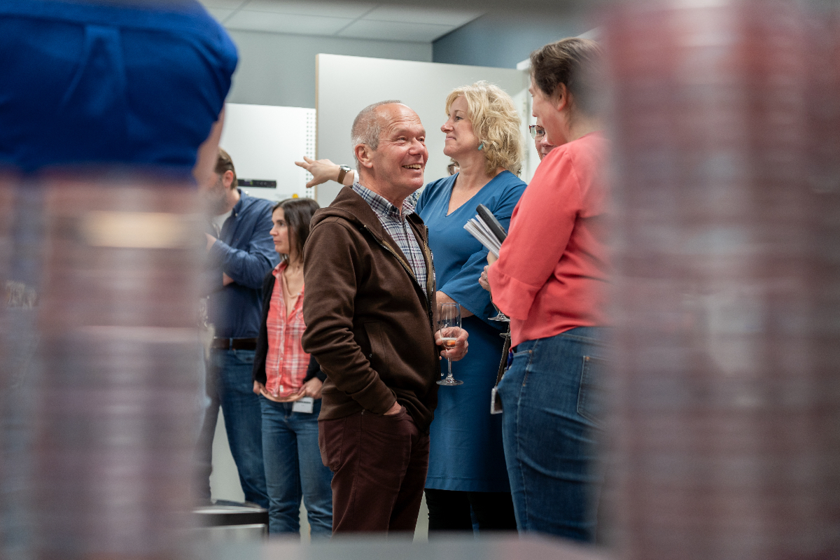 Het nieuwe medische microbiologische laboratorium in Harderwijk heeft vandaag officieel de deuren geopend!