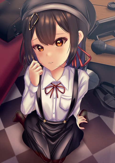 「おじさんのマイクを使ってほしいんだな」
 「どうしておじさんのマイクはそんなに安物なの?」
「マイクがしなびちゃった…」 