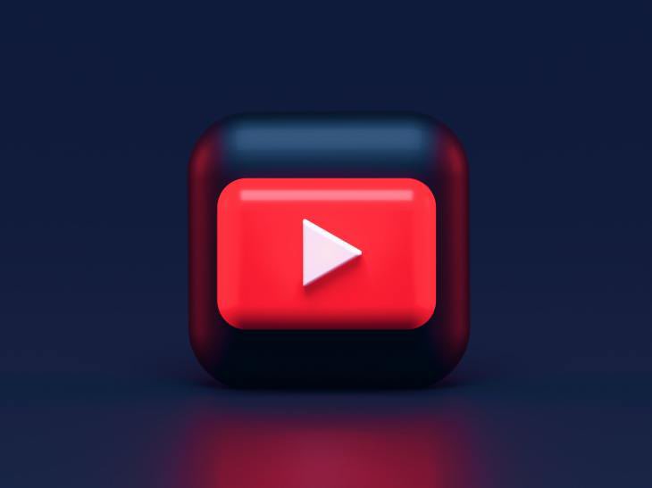 RealOmizu's tweet photo. If YouTube offered you $100,000 deal to upload every day for an entire year, would you take it? https://t.co/GANtD1gXpy