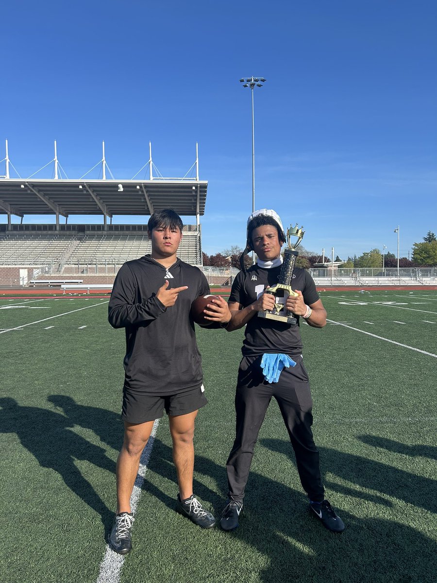 Murdock_02's tweet photo. @triplethreatfbb out of Idaho came out to the “Battle for the Crown” and put on a clinic! From top team to youngest team, just a well ran organization!

MVP - Ryan Lopez c/o 25 WR/DB
@ZekeMartinez_3 c/o 25 QB 
@justin23taylor c/o 25 DB
@HalpinKarden c/o 25 ATH
@MatthewNevarez1 c/o 25 RB